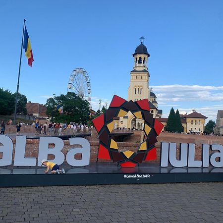 Criss Home Bulevard Alba Iulia Buitenkant foto