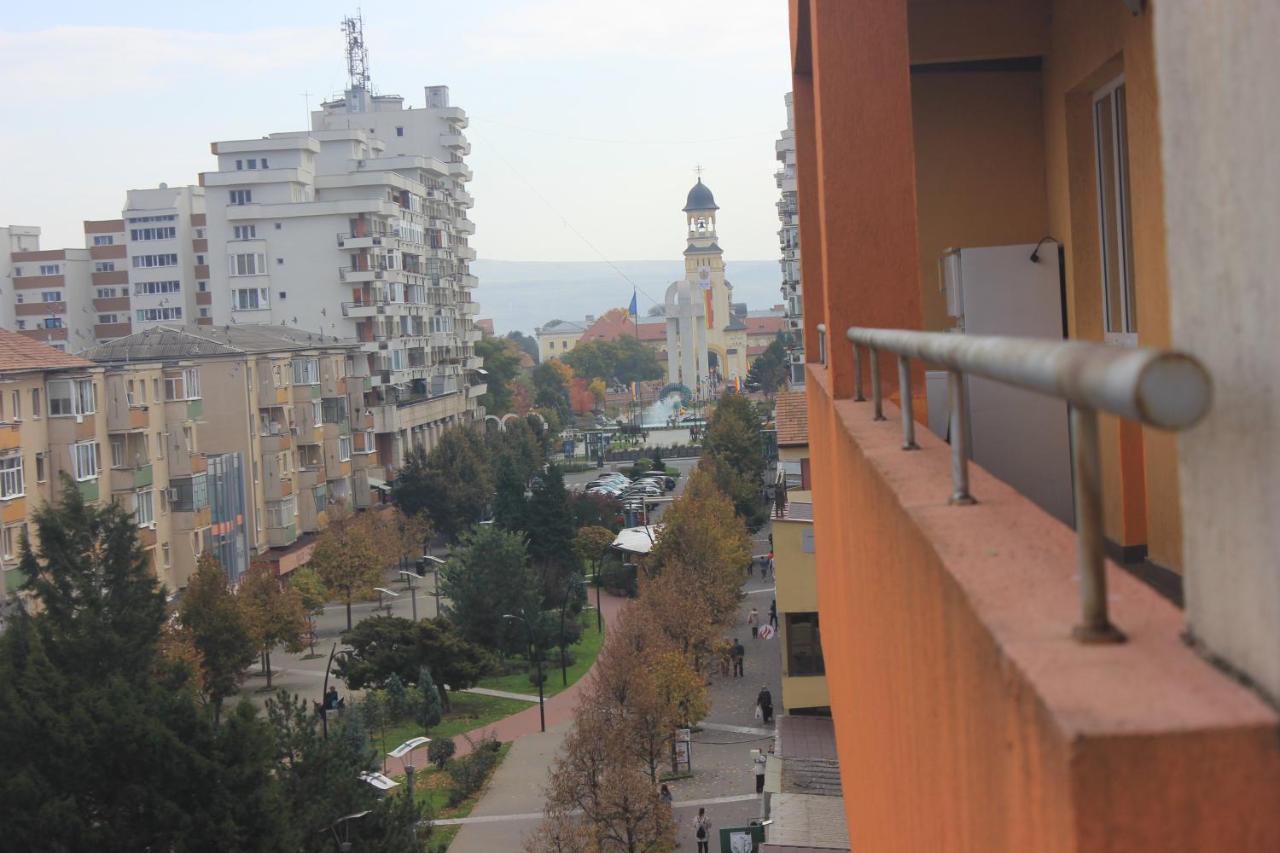 Criss Home Bulevard Alba Iulia Buitenkant foto