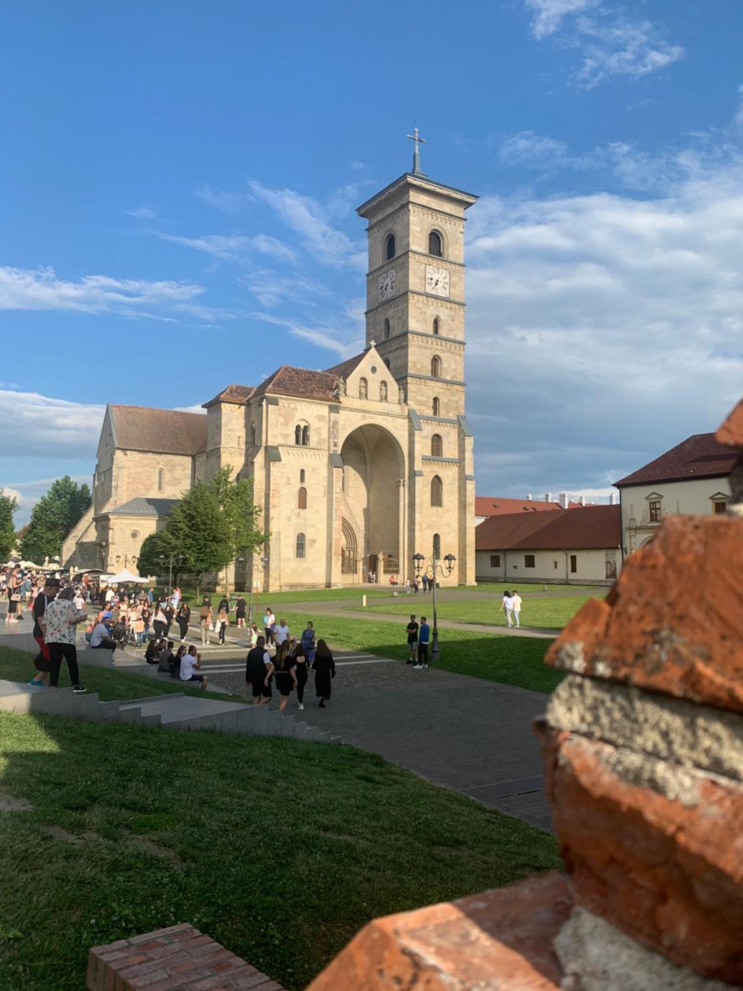 Criss Home Bulevard Alba Iulia Buitenkant foto